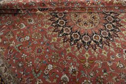 Close-up detail of 2000s Tabriz 50/60/70 Raj rug from Iran / Persia showing Cork weave