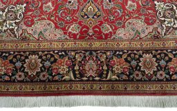 Full view of 2000s Tabriz 50/60/70 Raj rug from Iran / Persia, 203 × 203 cm in Red tones