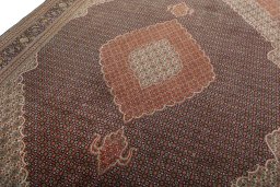 Backside of handmade 1970s Tabriz 50/60/70 Raj rug showing knot structure and weave density