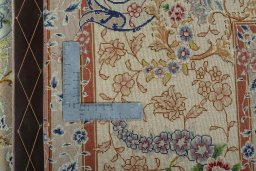 Close-up detail of New Tabriz 50/60/70 Raj rug from Iran / Persia showing Cork weave