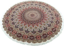 Corner detail of New Tabriz 50/60/70 Raj rug showing border pattern and Cork pile