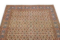 Surface texture of 1930s Tabriz Petag rug with natural Wool and intricate pattern