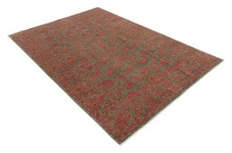 Corner detail of New Farahan rug showing border pattern and Wool pile