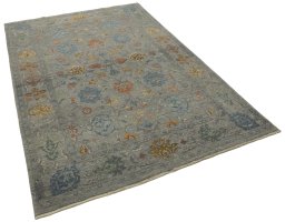 Corner detail of New Mahli rug showing border pattern and Wool pile