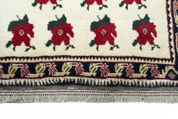 Central medallion detail of 2000s Persian Gabbeh rug from Iran / Persia
