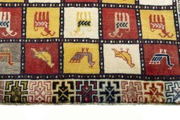 Central medallion detail of 2000s Persian Gabbeh rug from Iran / Persia