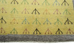 Central medallion detail of 2000s Persian Gabbeh rug from Iran / Persia