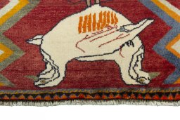 Central medallion detail of 2000s Persian Gabbeh rug from Iran / Persia
