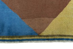 Central medallion detail of 2000s Persian Gabbeh rug from Iran / Persia