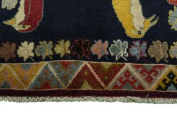 Central medallion detail of 2000s Persian Gabbeh rug from Iran / Persia