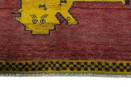 Central medallion detail of 2000s Persian Gabbeh rug from Iran / Persia