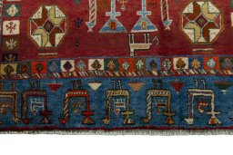 Central medallion detail of 2000s Persian Gabbeh rug from Iran / Persia