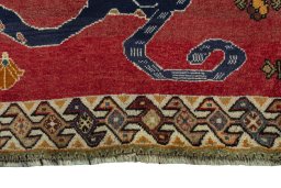 Central medallion detail of 2000s Persian Gabbeh rug from Iran / Persia