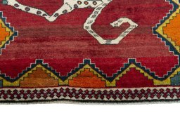 Central medallion detail of 2000s Persian Gabbeh rug from Iran / Persia