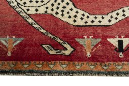 Central medallion detail of 2000s Persian Gabbeh rug from Iran / Persia