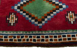 Central medallion detail of 2000s Persian Gabbeh rug from Iran / Persia