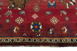 Central medallion detail of 2000s Persian Gabbeh rug from Iran / Persia