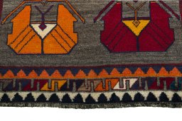 Central medallion detail of 2000s Persian Gabbeh rug from Iran / Persia