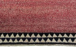 Central medallion detail of 2000s Persian Gabbeh rug from Iran / Persia