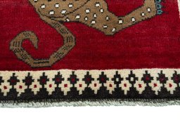 Central medallion detail of 2000s Persian Gabbeh rug from Iran / Persia