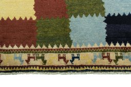 Central medallion detail of 2000s Persian Gabbeh rug from Iran / Persia
