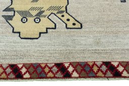 Central medallion detail of 2000s Persian Gabbeh rug from Iran / Persia