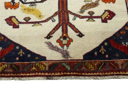 Central medallion detail of 2000s Persian Gabbeh rug from Iran / Persia