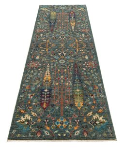 Surface texture of New Haj-jalili rug with natural Wool and intricate pattern