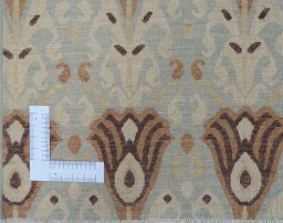 Corner detail of New Farahan rug showing border pattern and Wool pile