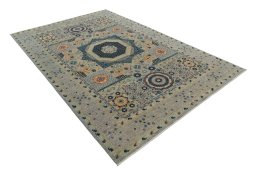 Corner detail of New Mamluk rug showing border pattern and Wool pile