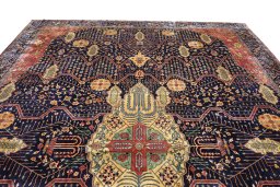 Backside of handmade 1920s Agra rug showing knot structure and weave density