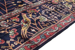 Close-up detail of 1920s Agra rug from India showing Wool weave