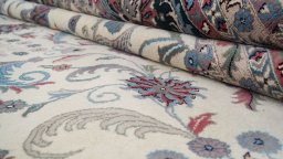 Close-up detail of New Agra rug from India showing Wool weave