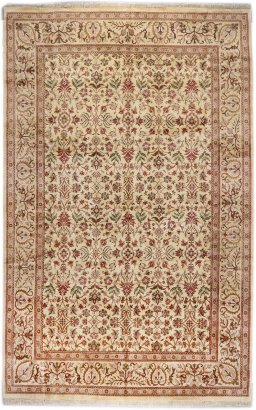 Full view of 1990s Jaipur rug from India, 567 × 359 cm in Cream tones