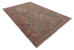 Corner detail of New Haj-jalili rug showing border pattern and Wool pile