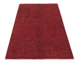 Surface texture of New Farahan rug with natural Wool and intricate pattern