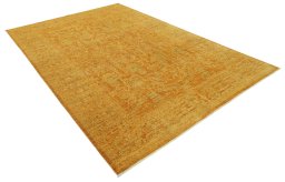 Corner detail of New Farahan rug showing border pattern and Wool pile