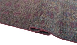 Close-up detail of New Farahan rug from Pakistan showing Wool weave