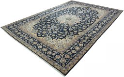 Corner detail of 2000s Najafabad rug showing border pattern and Wool pile