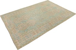 Corner detail of New Kilim Traditional rug showing border pattern and Wool pile