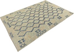 Corner detail of New Kilim Traditional rug showing border pattern and Wool pile