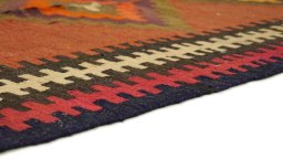 Central medallion detail of 1990s Kilim Traditional rug from Iran / Persia
