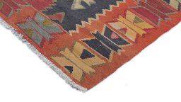 Backside of handmade 1960s Kilim Traditional rug showing knot structure and weave density