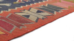Central medallion detail of 1960s Kilim Traditional rug from Iran / Persia