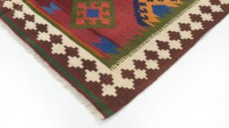 Backside of handmade New Kilim Traditional rug showing knot structure and weave density