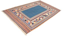 Corner detail of New Kilim Traditional rug showing border pattern and Wool pile