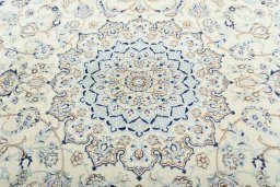 Central medallion detail of 2000s Nain rug from Iran / Persia