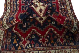 Corner detail of 2000s Sirjan rug showing border pattern and Wool pile