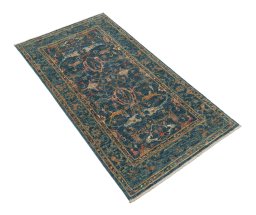 Corner detail of New Farahan rug showing border pattern and Wool pile