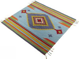 Corner detail of New Kilim Sofre rug showing border pattern and Wool pile